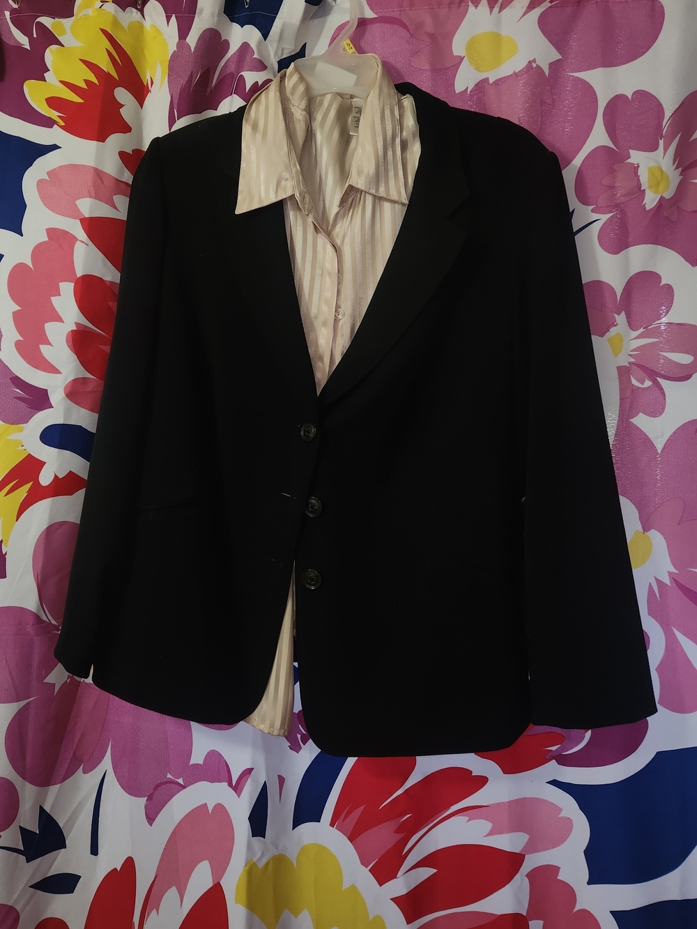 Classic Black Men's Blazer - Versatile Tailored Jacket
